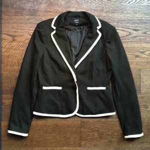 Black and White Classic Blazer